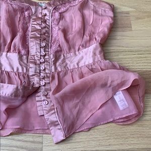 Gorgeous real Silk top Buttons detailed